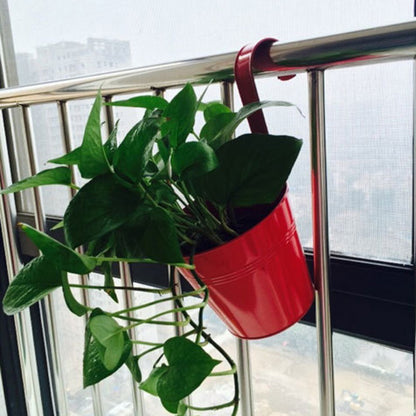 Iron Hanging Flower Pot Basket for Wall or Balcony Garden