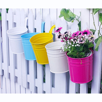 Iron Hanging Flower Pot Basket for Wall or Balcony Garden