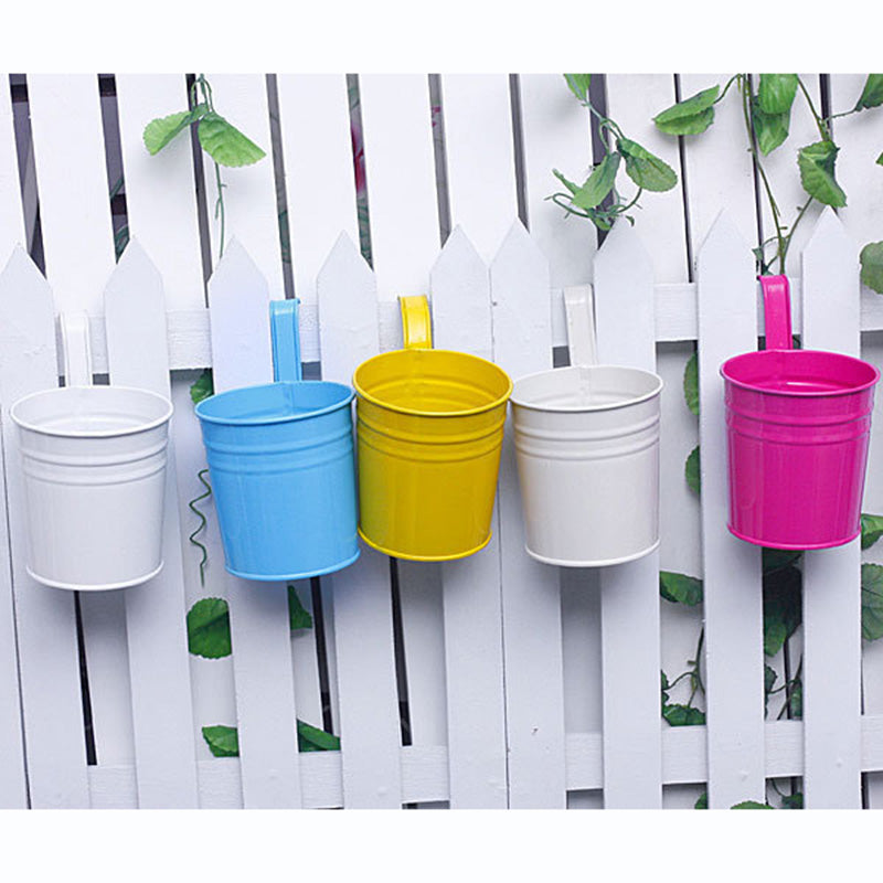 Iron Hanging Flower Pot Basket for Wall or Balcony Garden
