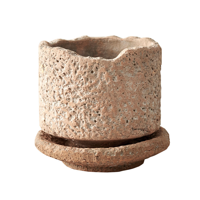 Retro Red Ceramic Flowerpot with Hammer Pattern Finish