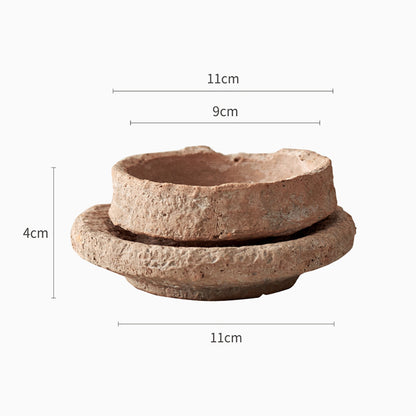 Retro Red Ceramic Flowerpot with Hammer Pattern Finish
